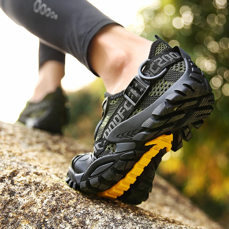 Unisex Hiking Shoes - Breathable Mesh Outdoor Non-slip Light Walking, Trekking, Beach Wading Shoes